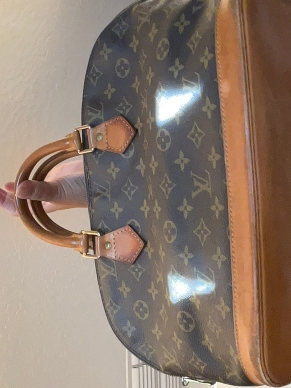 79. lv mono Alma sold as is desc in live no cancel/returns